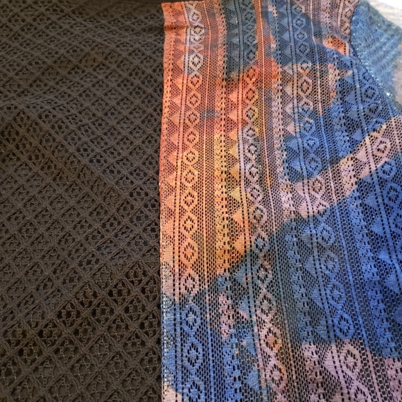 This & That Womens M Layered Mixed Media Longline Abstract Split Front Tunic Top - Picture 6 of 8